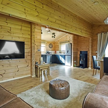 Stag Lodge Falkirk Kültér fotó